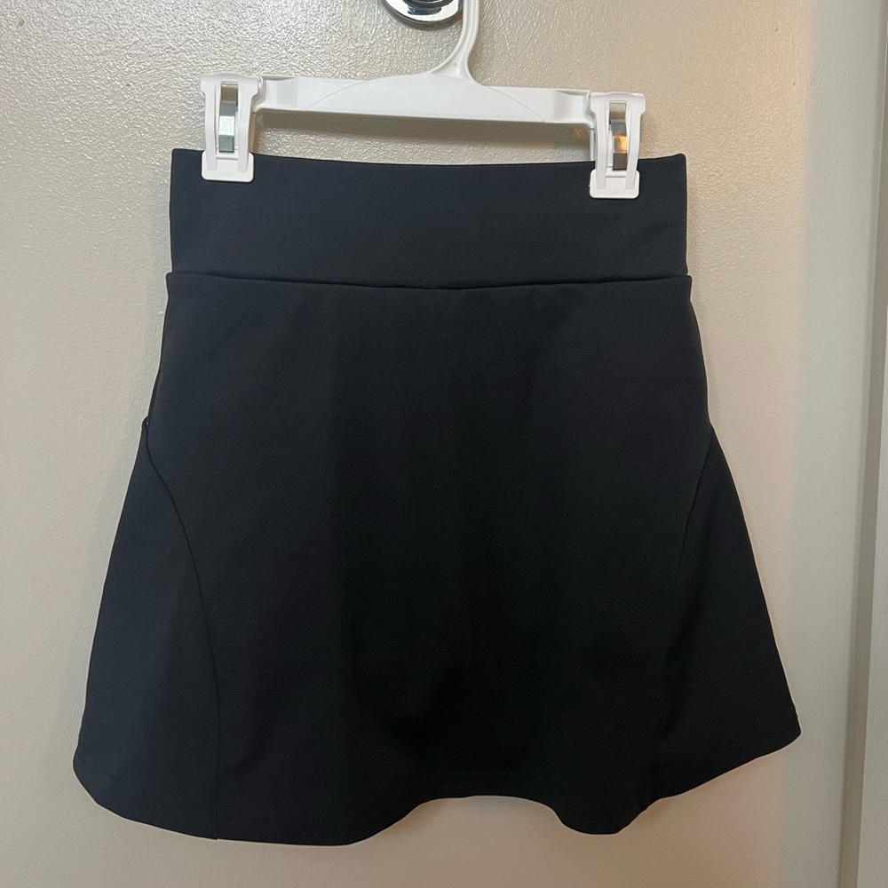 Black tennis skirt